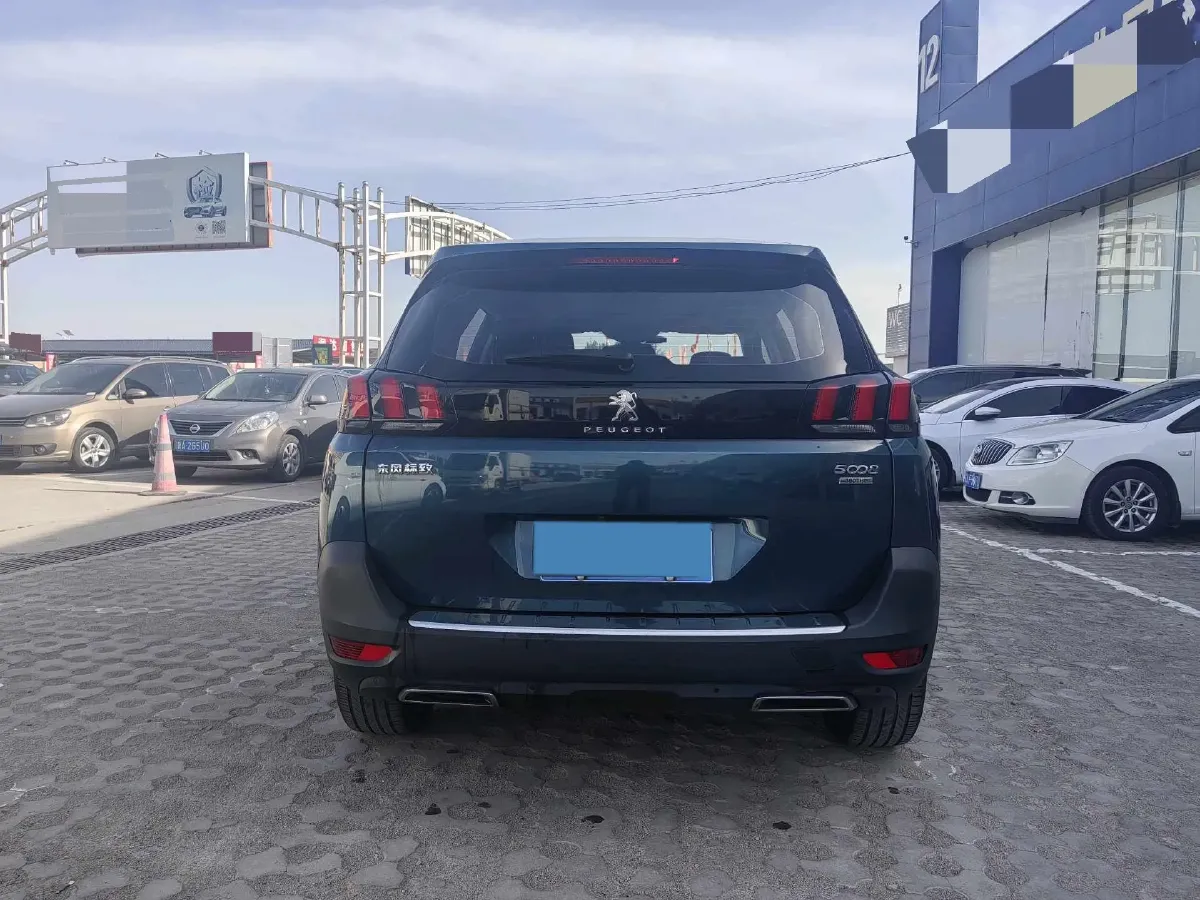 2017 Peugeot 5008 1.8T 204HP L4 6AT,autocango,china used car exporter,china ev exporter,chinese used car exporter,chinese used ev exporter