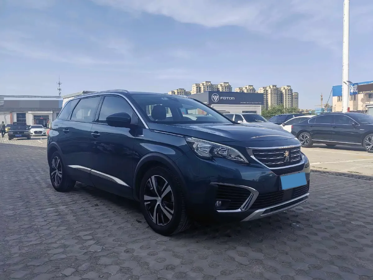 2017 Peugeot 5008 1.8T 204HP L4 6AT,autocango,china used car exporter,china ev exporter,chinese used car exporter,chinese used ev exporter