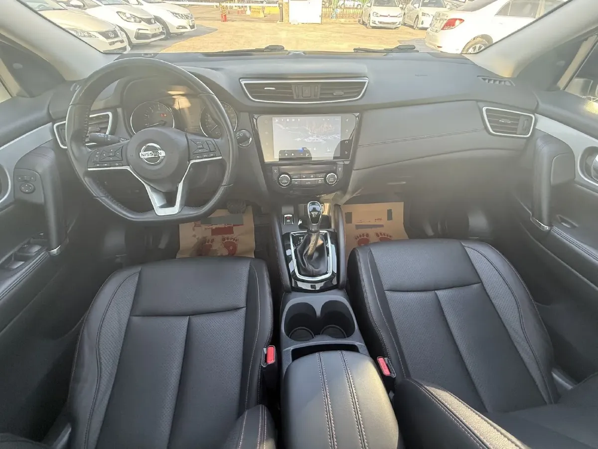 2022 Nissan Qashqai 2.0L 151HP L4 CVT,autocango,china used car exporter,china ev exporter,chinese used car exporter,chinese used ev exporter