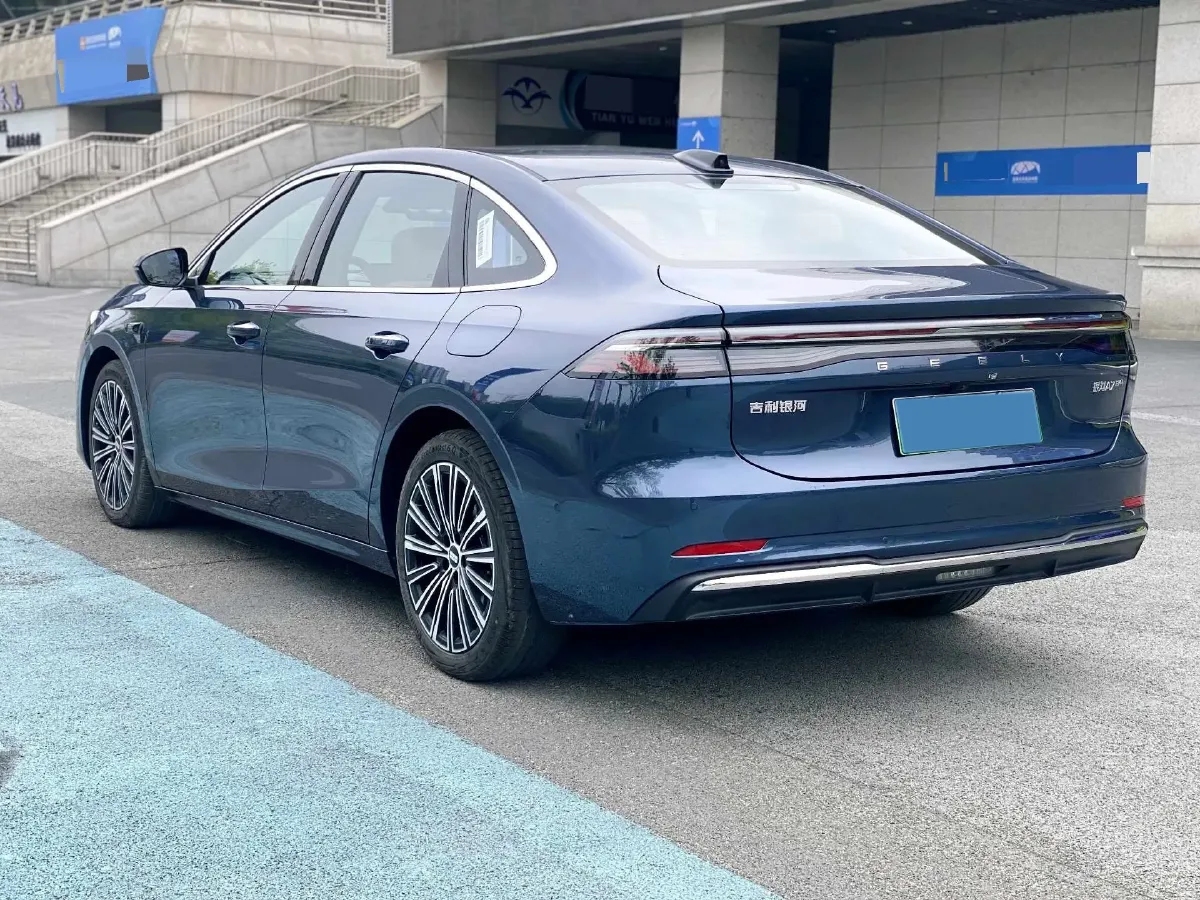 2025 Geely Galaxy A7 1.5L 112HP L4 1DHT PHEV,autocango,china used car exporter,china ev exporter,chinese used car exporter,chinese used ev exporter