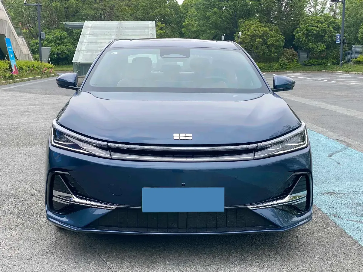 2025 Geely Galaxy A7 1.5L 112HP L4 1DHT PHEV,autocango,china used car exporter,china ev exporter,chinese used car exporter,chinese used ev exporter