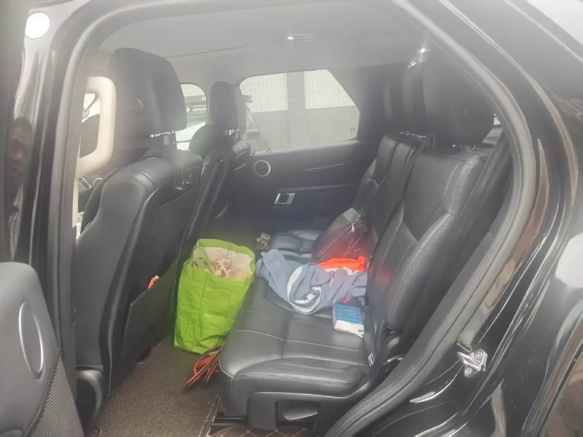 2018 Land Rover Discovery 3.0T 340HP V6 8AT,autocango,china used car exporter,china ev exporter,chinese used car exporter,chinese used ev exporter