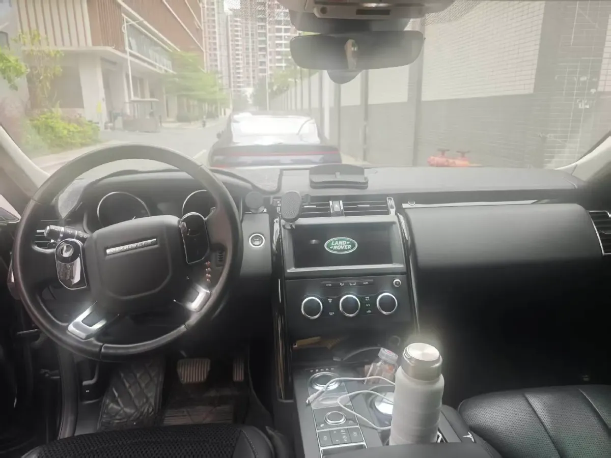 2018 Land Rover Discovery 3.0T 340HP V6 8AT,autocango,china used car exporter,china ev exporter,chinese used car exporter,chinese used ev exporter