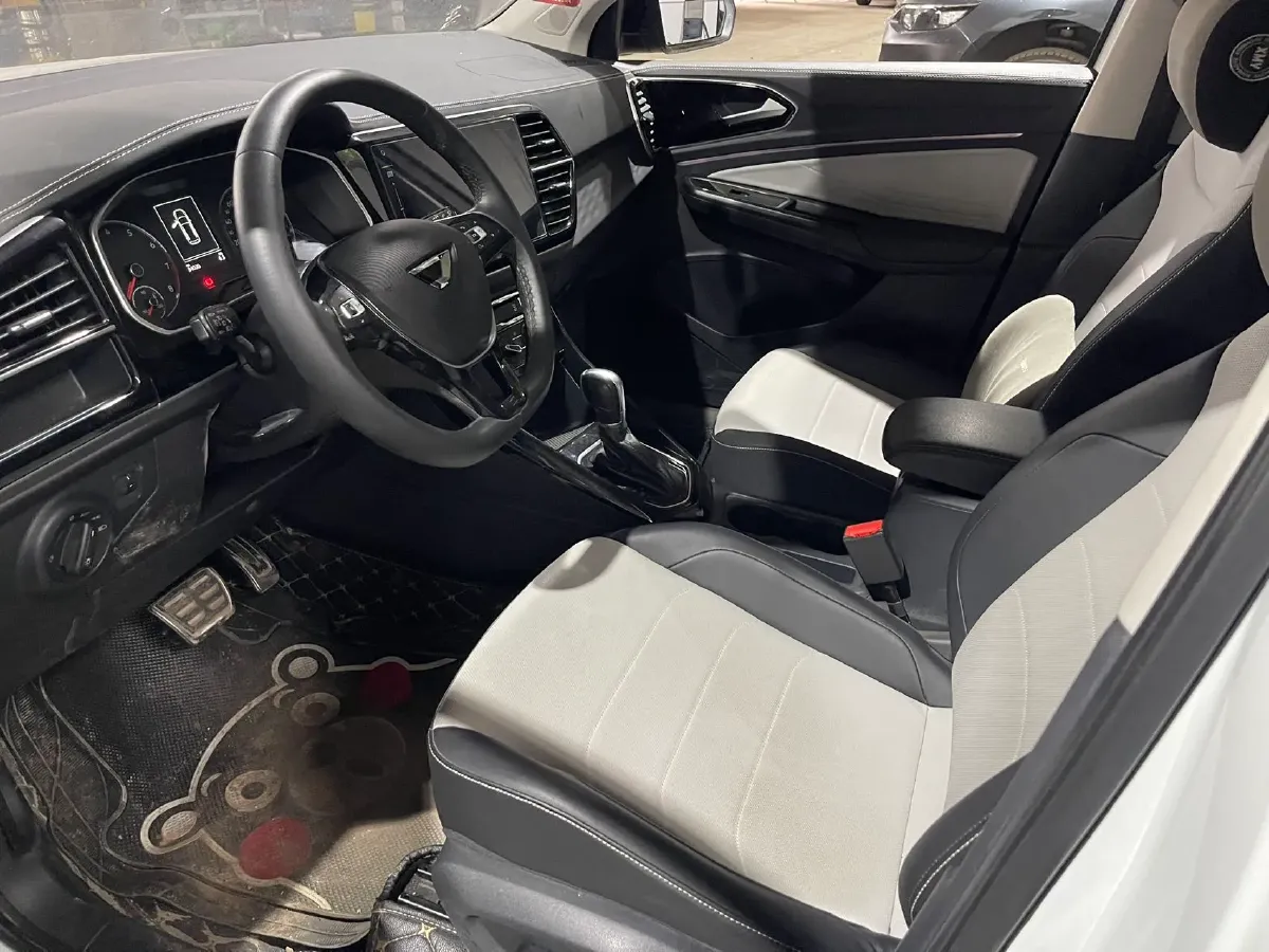 2021 Jetta VS7 1.4T 150HP L4 6AT,autocango,china used car exporter,china ev exporter,chinese used car exporter,chinese used ev exporter