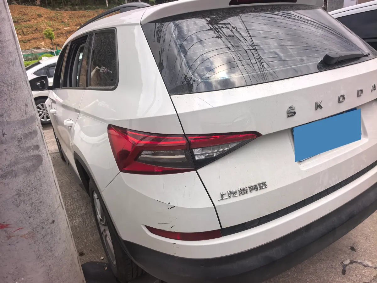 2019 Buick EnvisionPlus 1.5T 169HP L4 7DCT,autocango,china used car exporter,china ev exporter,chinese used car exporter,chinese used ev exporter