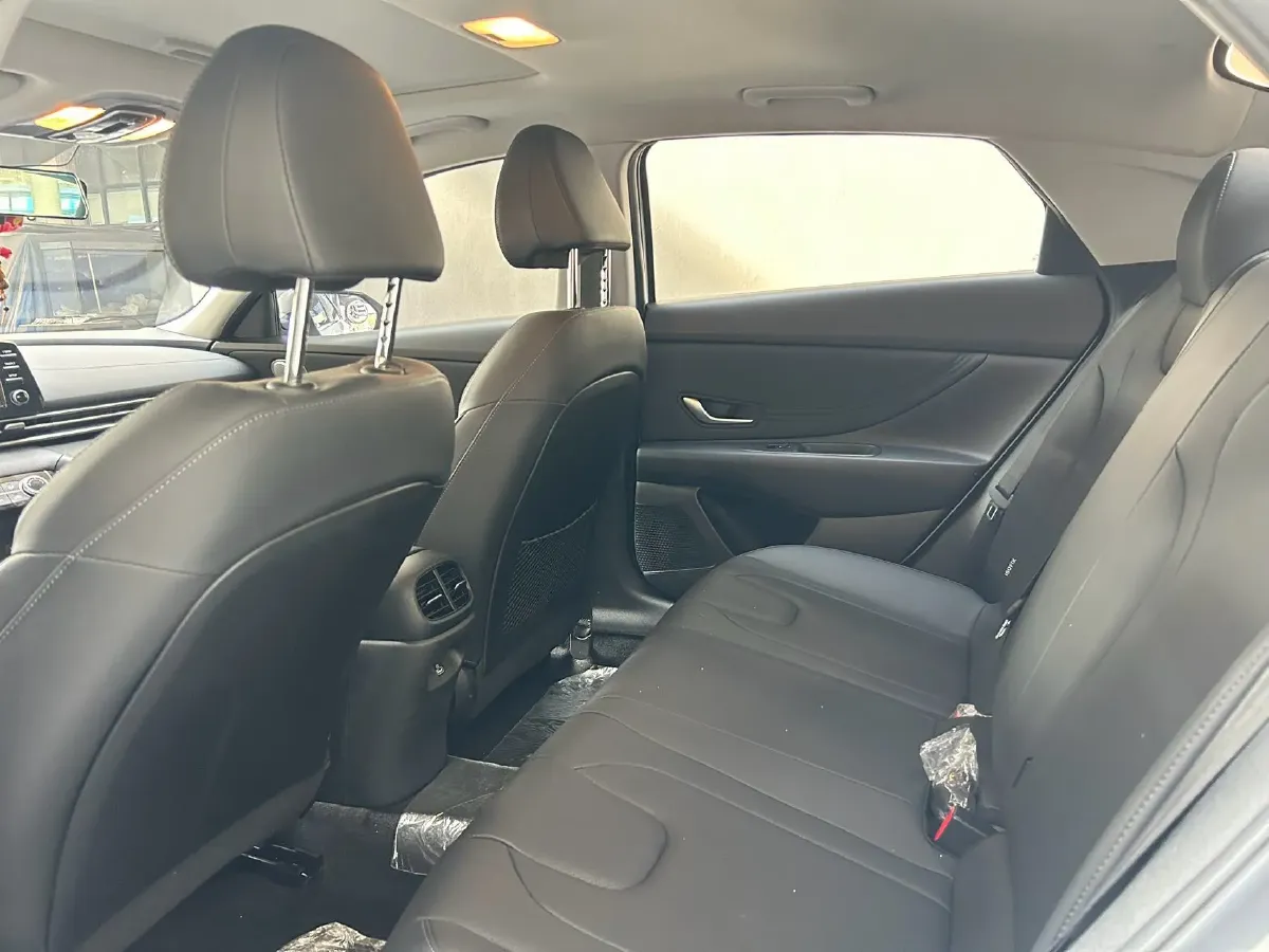 2022 Hyundai Elantra 1.5L 115HP L4 CVT,autocango,china used car exporter,china ev exporter,chinese used car exporter,chinese used ev exporter