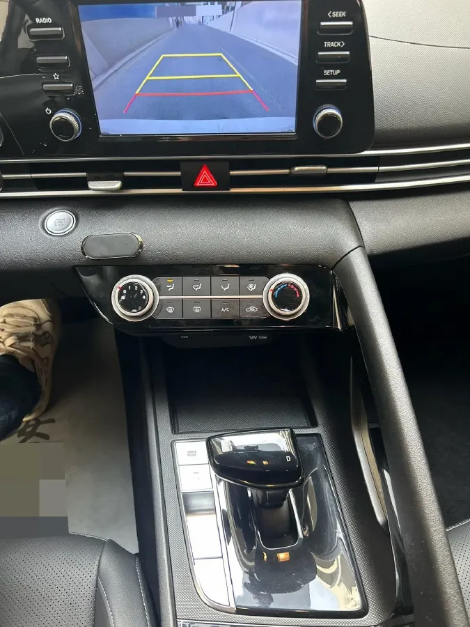 2022 Hyundai Elantra 1.5L 115HP L4 CVT,autocango,china used car exporter,china ev exporter,chinese used car exporter,chinese used ev exporter