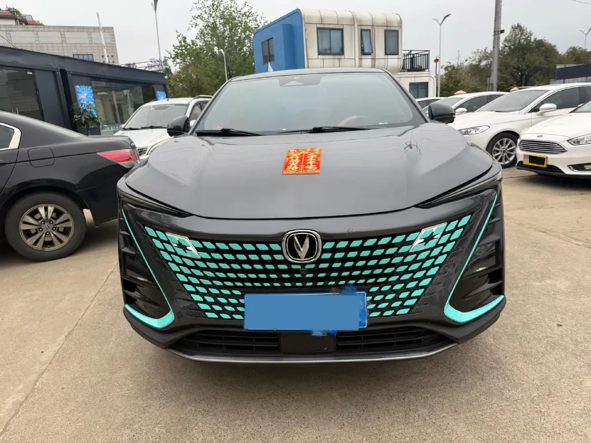2022 ChangAn UNI-T 1.5T 188HP L4 7DCT,autocango,china used car exporter,china ev exporter,chinese used car exporter,chinese used ev exporter