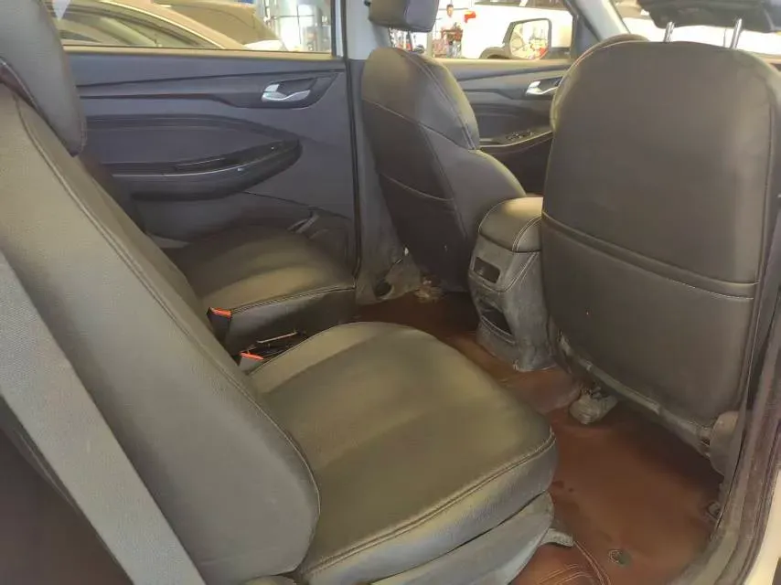 2019 WuLing HongGuang S3 1.5L 112HP L4 6MT,autocango,china used car exporter,china ev exporter,chinese used car exporter,chinese used ev exporter