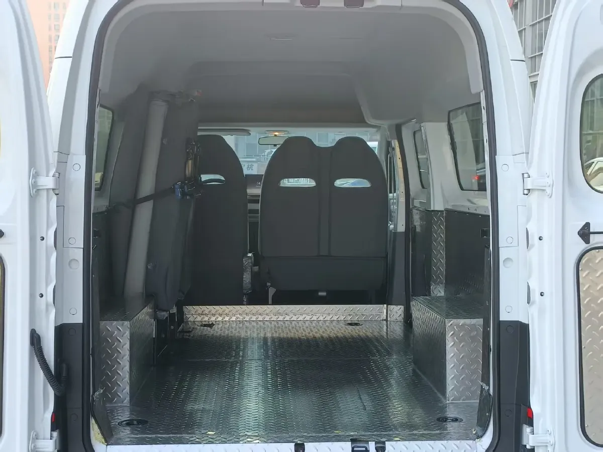 2025 Foton Grand General G9 2.0T 163HP L4 8AT,autocango,china used car exporter,china ev exporter,chinese used car exporter,chinese used ev exporter