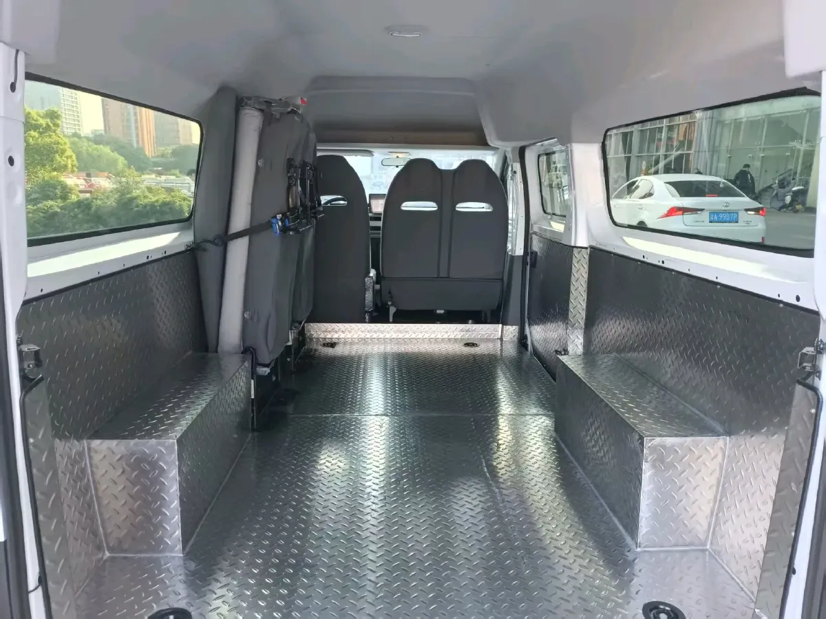 2025 Foton Grand General G9 2.0T 163HP L4 8AT,autocango,china used car exporter,china ev exporter,chinese used car exporter,chinese used ev exporter