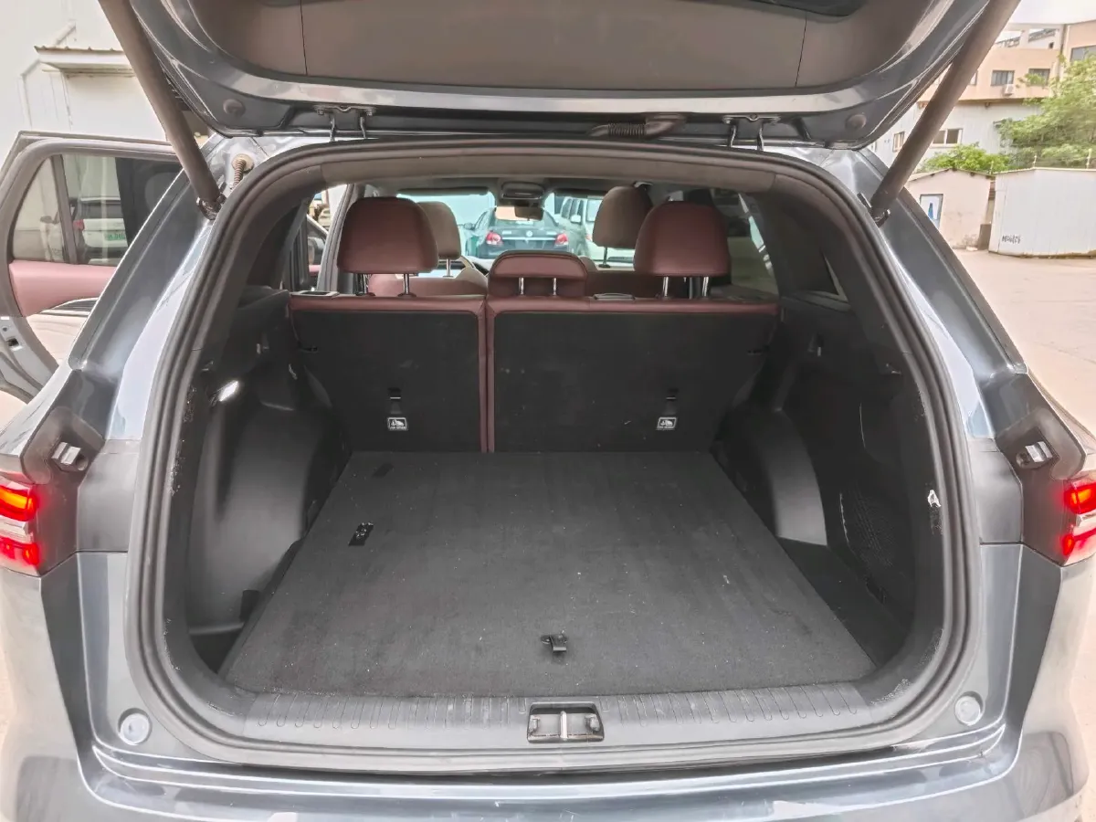 2021 Geely Monjaro 2.0T 218HP L4 7DCT,autocango,china used car exporter,china ev exporter,chinese used car exporter,chinese used ev exporter