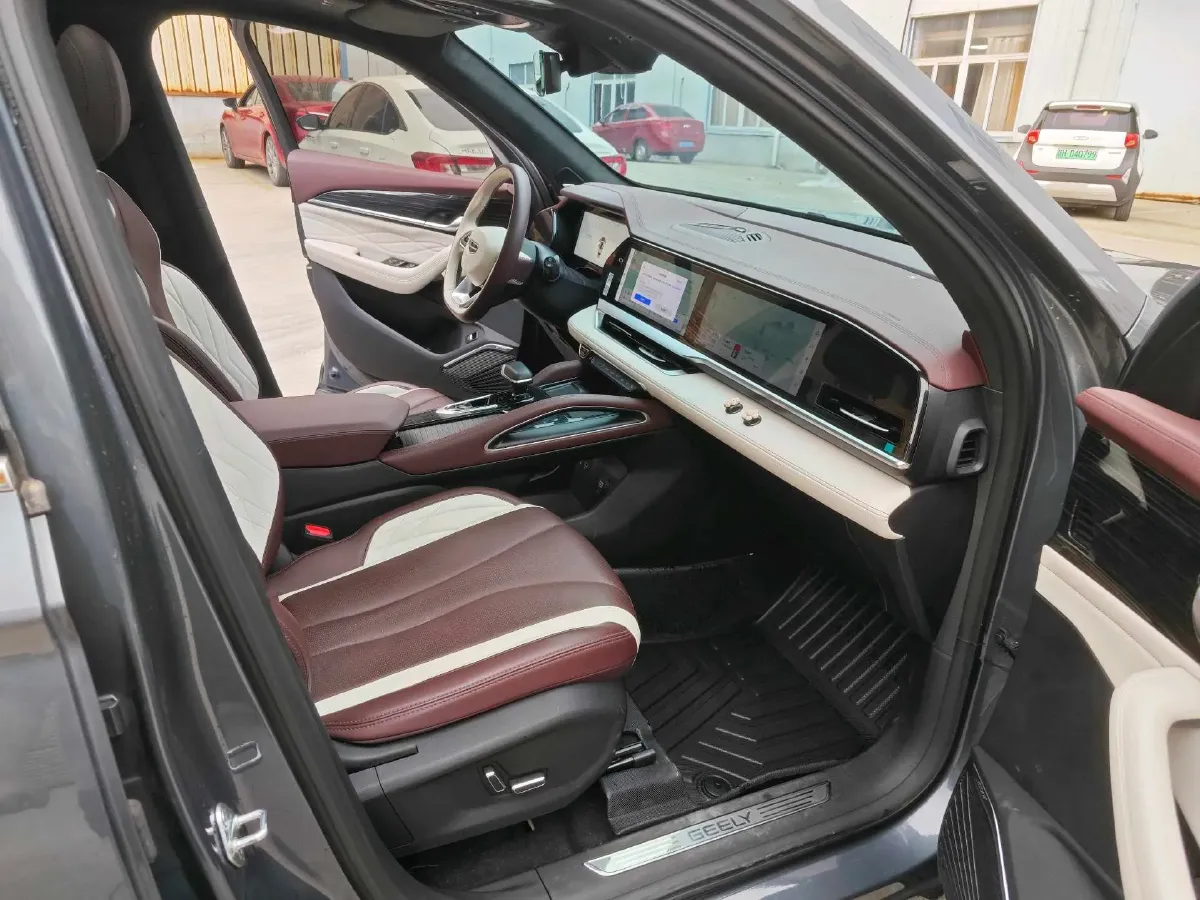 2021 Geely Monjaro 2.0T 218HP L4 7DCT,autocango,china used car exporter,china ev exporter,chinese used car exporter,chinese used ev exporter