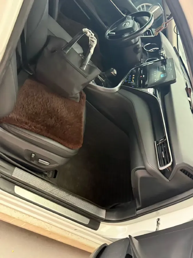 2021 Toyota Camry 2.0L 178HP L4 CVT,autocango,china used car exporter,china ev exporter,chinese used car exporter,chinese used ev exporter