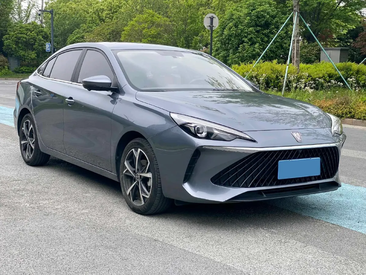 2023 Roewe i5 1.5L 129HP L4 CVT,autocango,china used car exporter,china ev exporter,chinese used car exporter,chinese used ev exporter