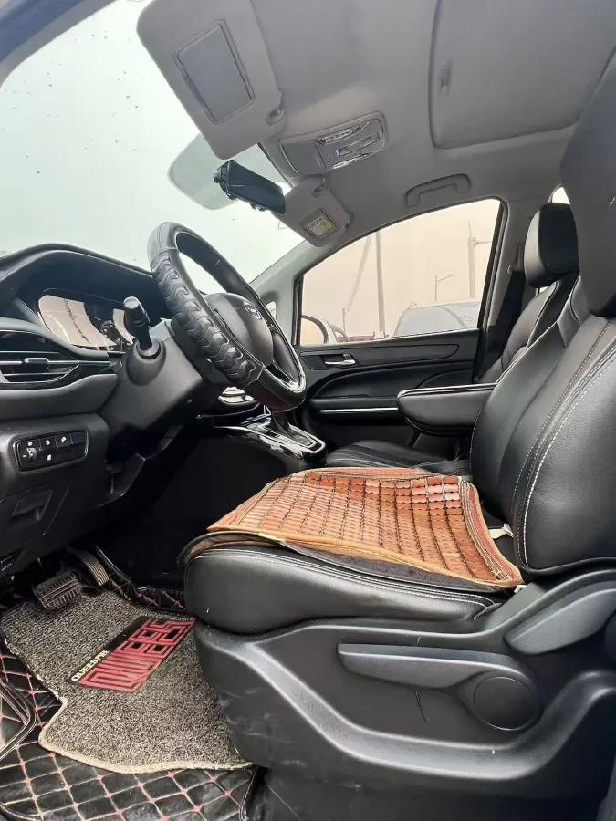 2021 GAC Trumpchi M6 1.5T 169HP L4 7DCT,autocango,china used car exporter,china ev exporter,chinese used car exporter,chinese used ev exporter