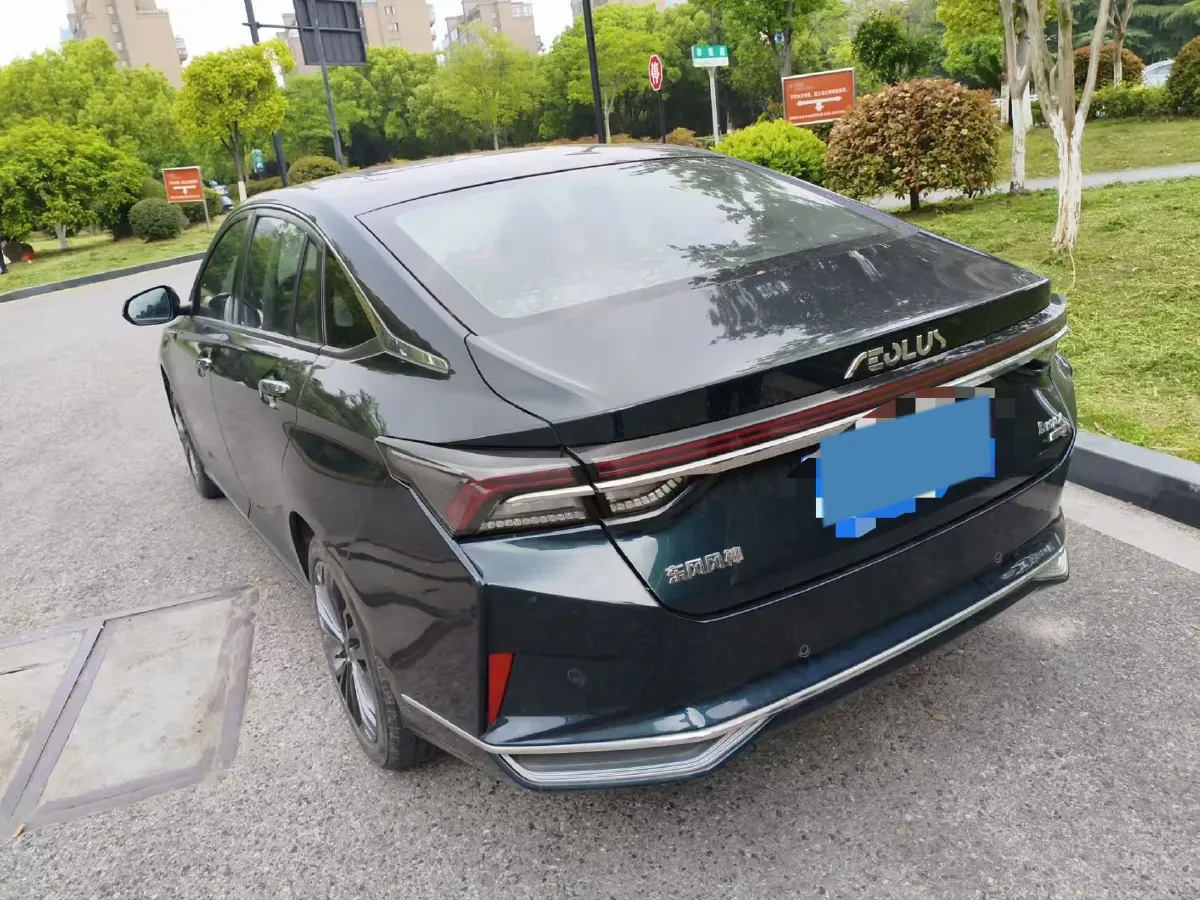 2021 DongFeng Aeolus YiXuan MAX 1.5T 190HP L4 7DCT,autocango,china used car exporter,china ev exporter,chinese used car exporter,chinese used ev exporter