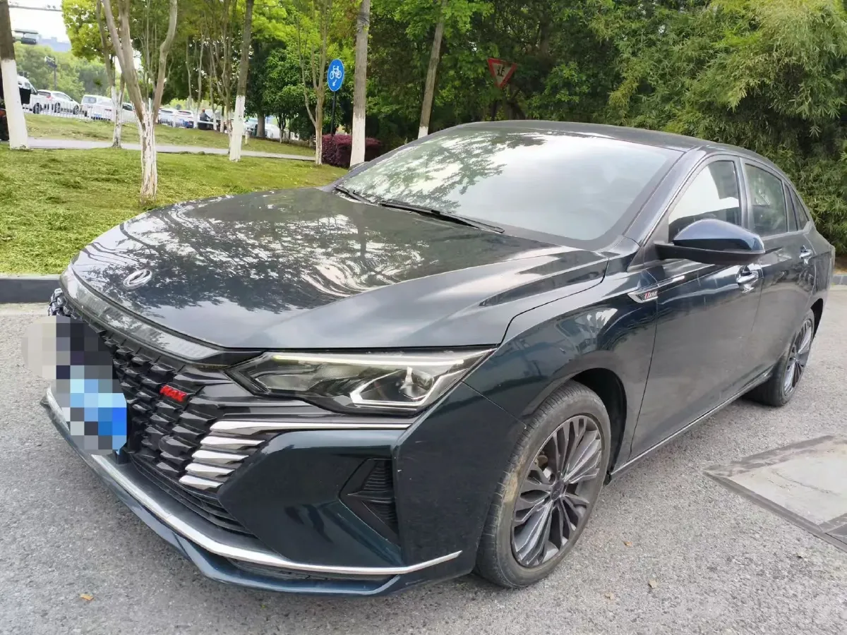 2021 DongFeng Aeolus YiXuan MAX 1.5T 190HP L4 7DCT,autocango,china used car exporter,china ev exporter,chinese used car exporter,chinese used ev exporter