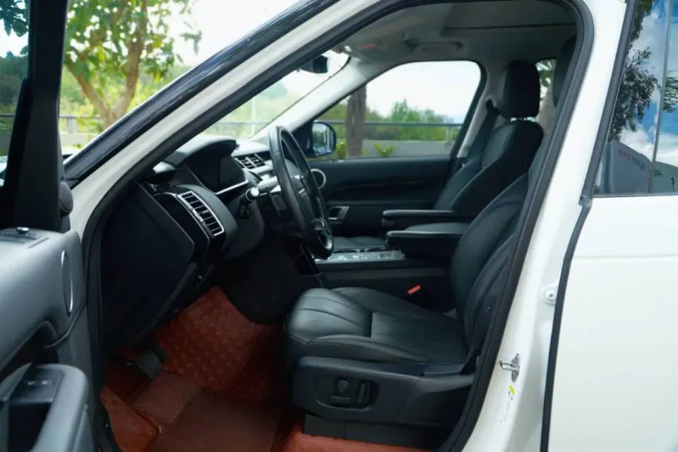 2020 Land Rover Discovery 2.0T 300HP L4 8AT,autocango,china used car exporter,china ev exporter,chinese used car exporter,chinese used ev exporter