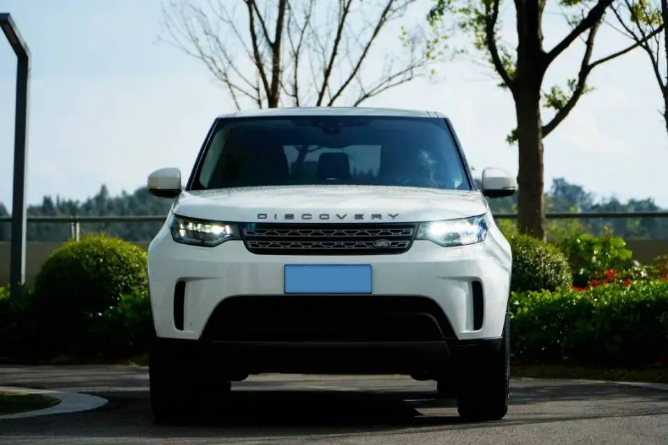 2020 Land Rover Discovery 2.0T 300HP L4 8AT,autocango,china used car exporter,china ev exporter,chinese used car exporter,chinese used ev exporter
