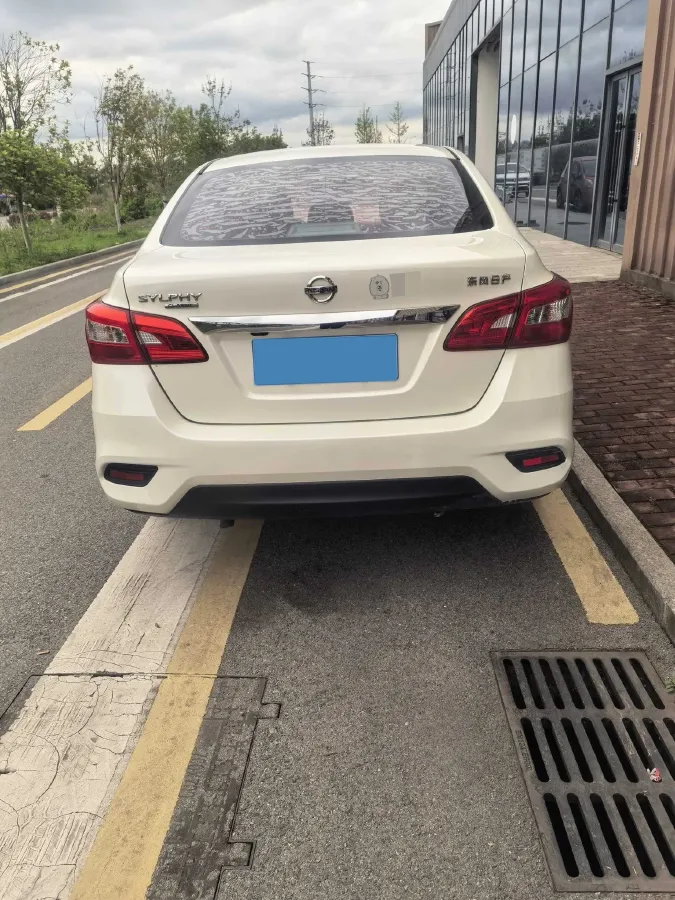2023 Nissan Qashqai 2.0L 151HP L4 CVT,autocango,china used car exporter,china ev exporter,chinese used car exporter,chinese used ev exporter