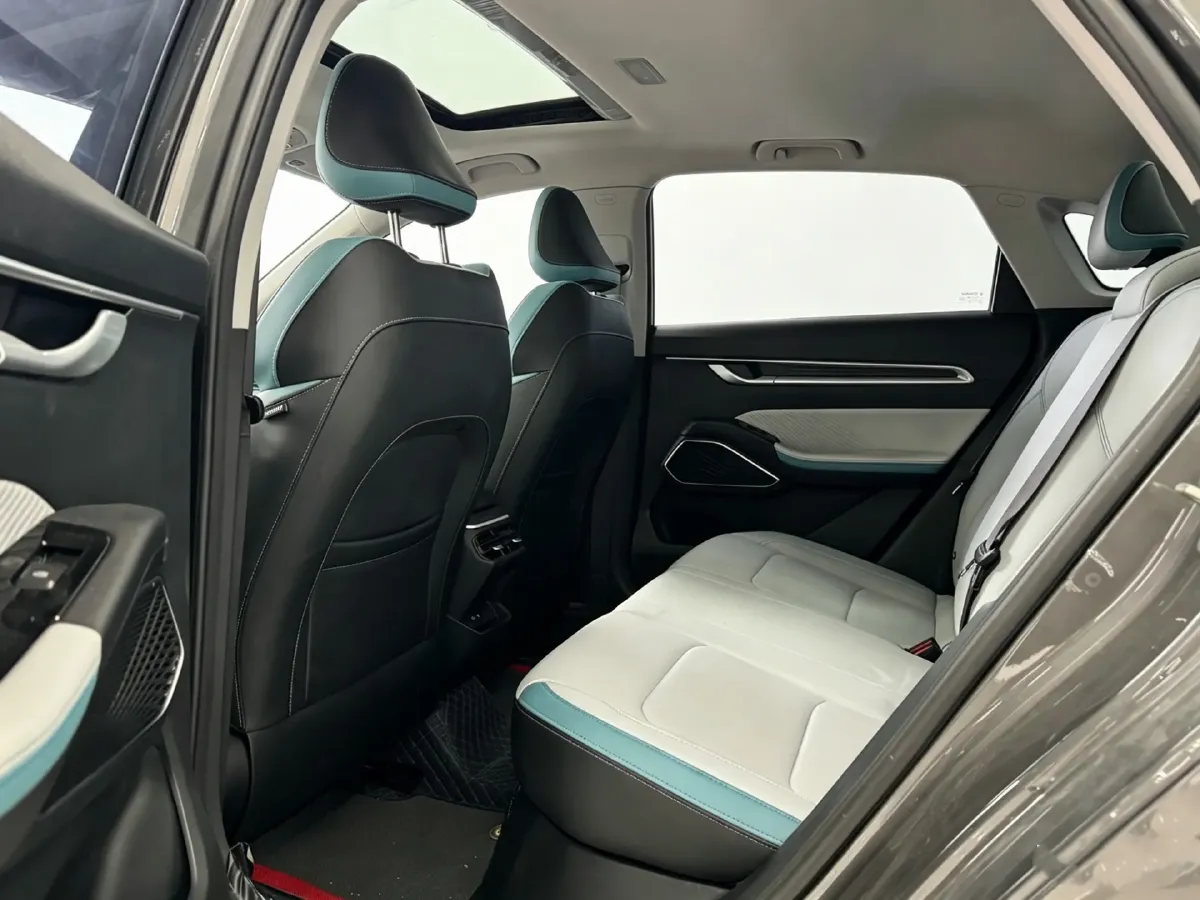 2022 Geely Emgrand 1.5L 114HP L4 CVT,autocango,china used car exporter,china ev exporter,chinese used car exporter,chinese used ev exporter