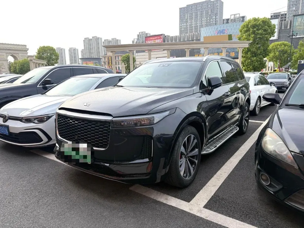 2020 Li ONE Range Extended 131HP REEV 40.5KWH,autocango,china used car exporter,china ev exporter,chinese used car exporter,chinese used ev exporter