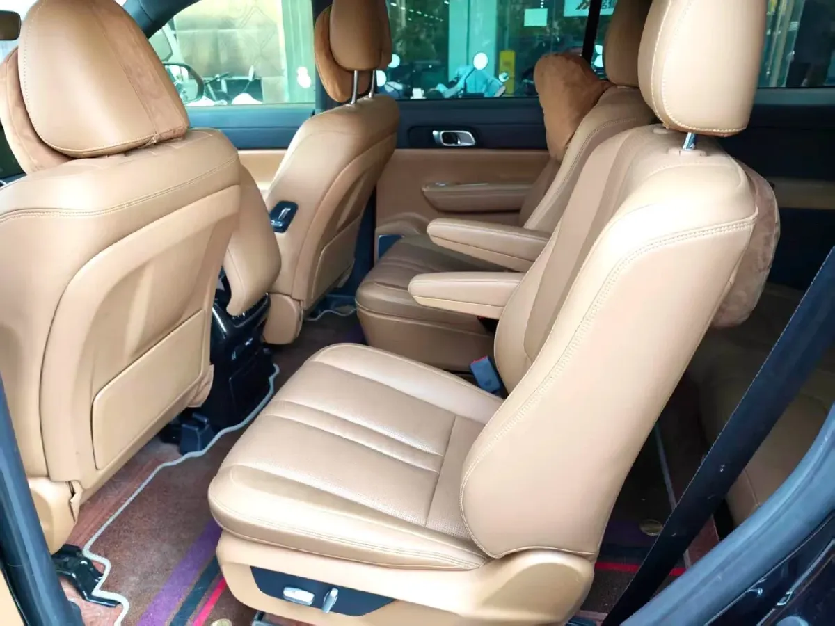 2020 Li ONE Range Extended 131HP REEV 40.5KWH,autocango,china used car exporter,china ev exporter,chinese used car exporter,chinese used ev exporter