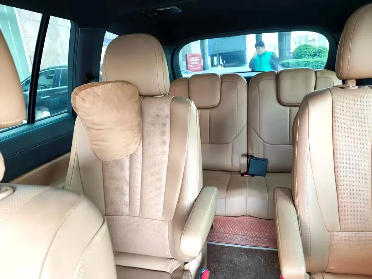 2020 Li ONE Range Extended 131HP REEV 40.5KWH,autocango,china used car exporter,china ev exporter,chinese used car exporter,chinese used ev exporter