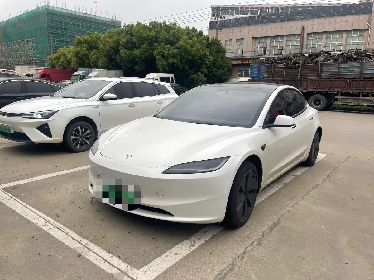 2025 Tesla Model 3 BEV 62.5KWH,autocango,china used car exporter,china ev exporter,chinese used car exporter,chinese used ev exporter