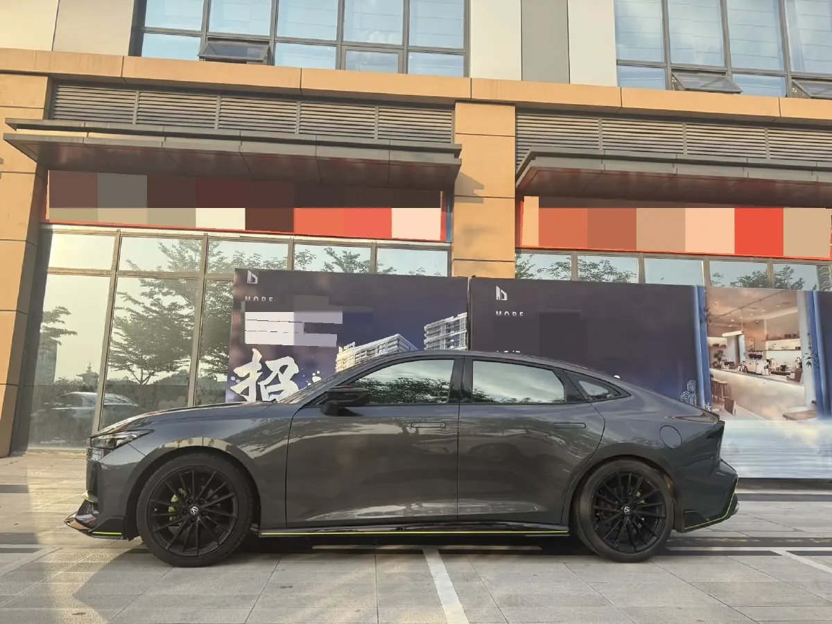 2022 ChangAn UNI-V 1.5T 188HP L4 7DCT,autocango,china used car exporter,china ev exporter,chinese used car exporter,chinese used ev exporter