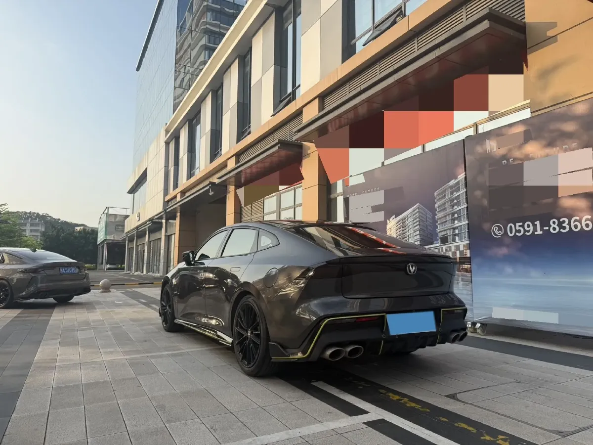 2022 ChangAn UNI-V 1.5T 188HP L4 7DCT,autocango,china used car exporter,china ev exporter,chinese used car exporter,chinese used ev exporter