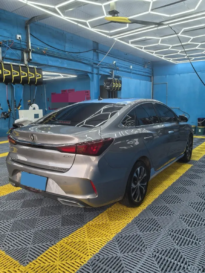 2021 ChangAn Eado 1.4T 160HP L4 7DCT,autocango,china used car exporter,china ev exporter,chinese used car exporter,chinese used ev exporter