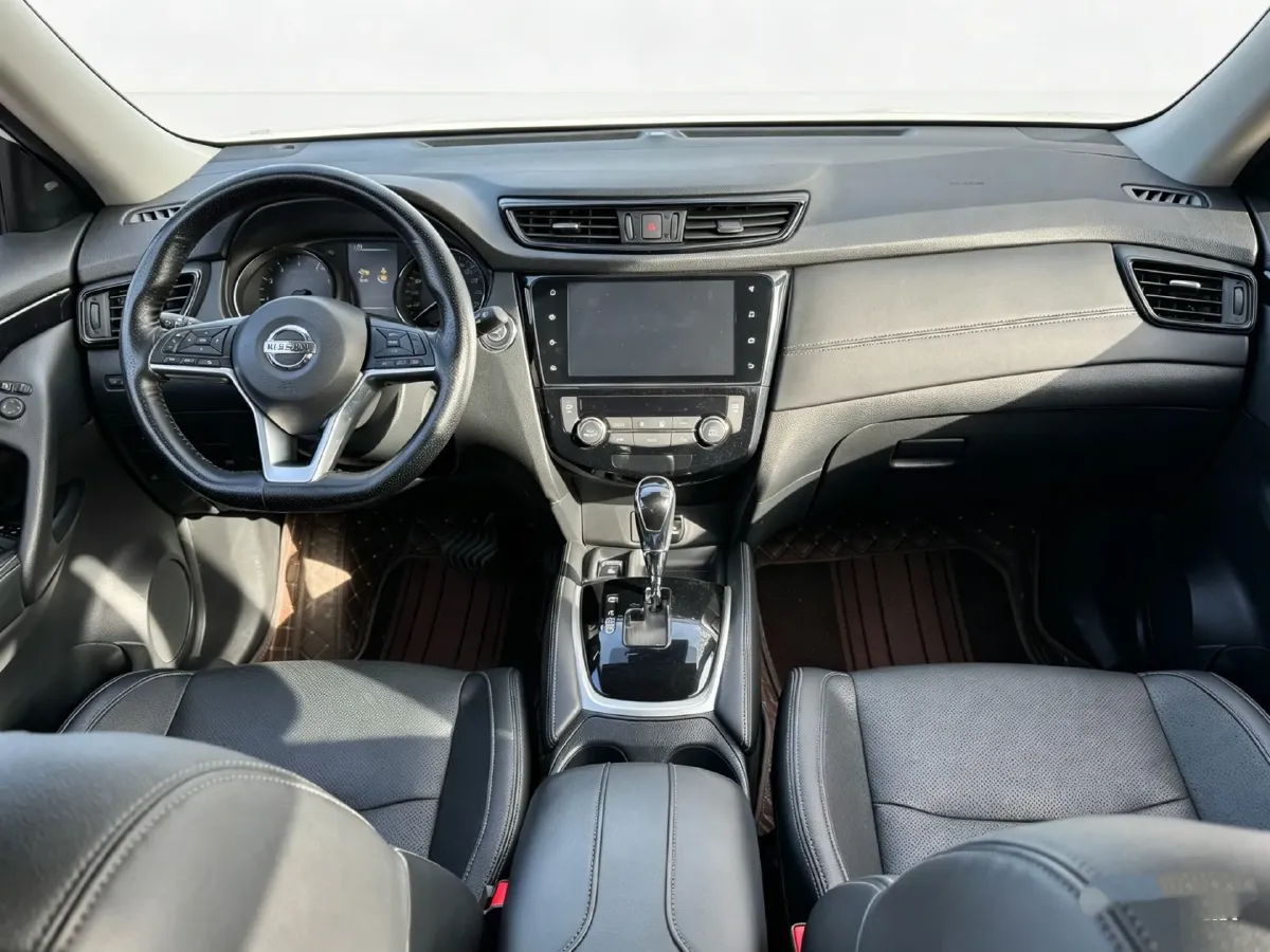 2023 Nissan X-Trail 2.0L 151HP L4 CVT,autocango,china used car exporter,china ev exporter,chinese used car exporter,chinese used ev exporter