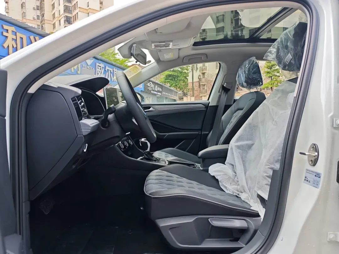 2026 Volkswagen Sagitar 1.5T 160HP L4 7DCT,autocango,china used car exporter,china ev exporter,chinese used car exporter,chinese used ev exporter