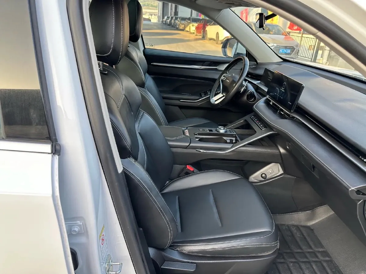 2021 Haval H6 1.5T 169HP L4 7DCT,autocango,china used car exporter,china ev exporter,chinese used car exporter,chinese used ev exporter