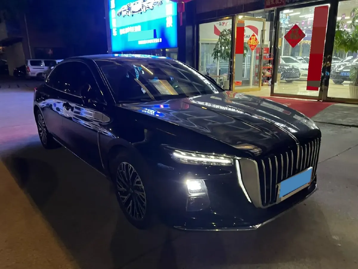 2024 HongQi H5 2.0T 224HP L4 8AT,autocango,china used car exporter,china ev exporter,chinese used car exporter,chinese used ev exporter