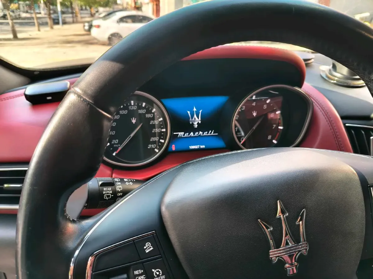 2018 Maserati Levante 3.0T 350HP V6 8AT,autocango,china used car exporter,china ev exporter,chinese used car exporter,chinese used ev exporter