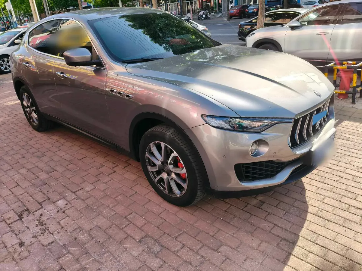 2018 Maserati Levante 3.0T 350HP V6 8AT,autocango,china used car exporter,china ev exporter,chinese used car exporter,chinese used ev exporter