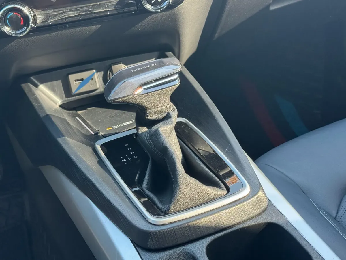 2024 Chevrolet Monza 1.5L 113HP L4 6DCT,autocango,china used car exporter,china ev exporter,chinese used car exporter,chinese used ev exporter