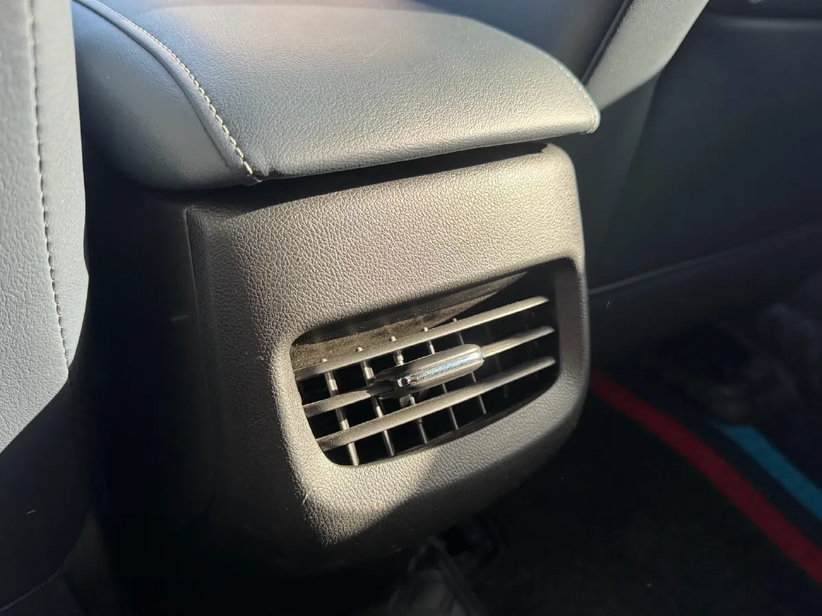 2024 Chevrolet Monza 1.5L 113HP L4 6DCT,autocango,china used car exporter,china ev exporter,chinese used car exporter,chinese used ev exporter