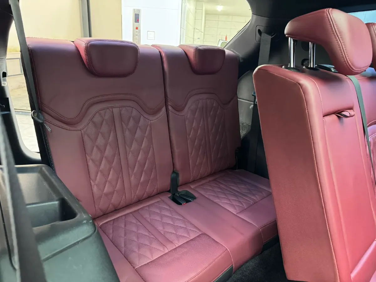 2023 ChangAn Oshan X7 Plus 1.5T 188HP L4 7DCT,autocango,china used car exporter,china ev exporter,chinese used car exporter,chinese used ev exporter