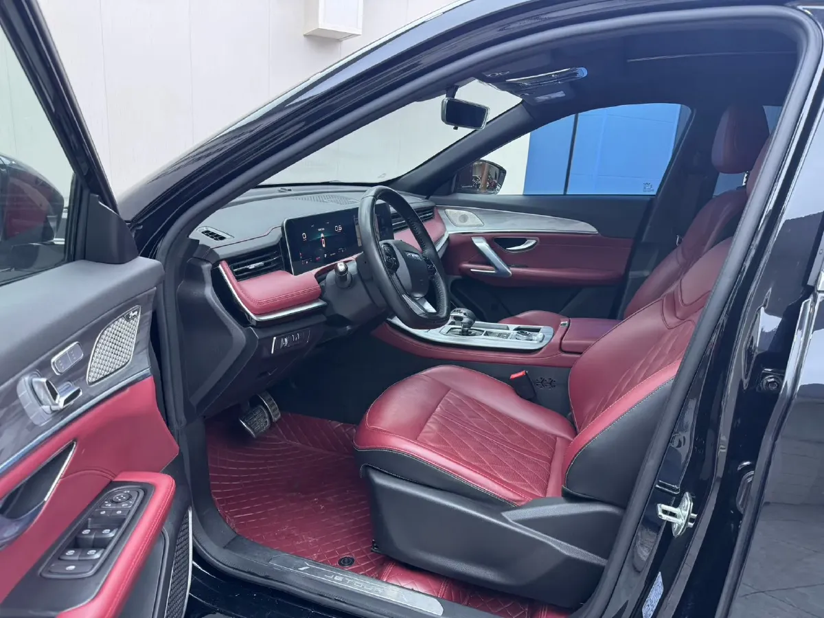 2023 ChangAn Oshan X7 Plus 1.5T 188HP L4 7DCT,autocango,china used car exporter,china ev exporter,chinese used car exporter,chinese used ev exporter