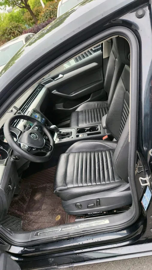 2018 Volkswagen Magotan 1.4T 150HP L4 7DCT,autocango,china used car exporter,china ev exporter,chinese used car exporter,chinese used ev exporter