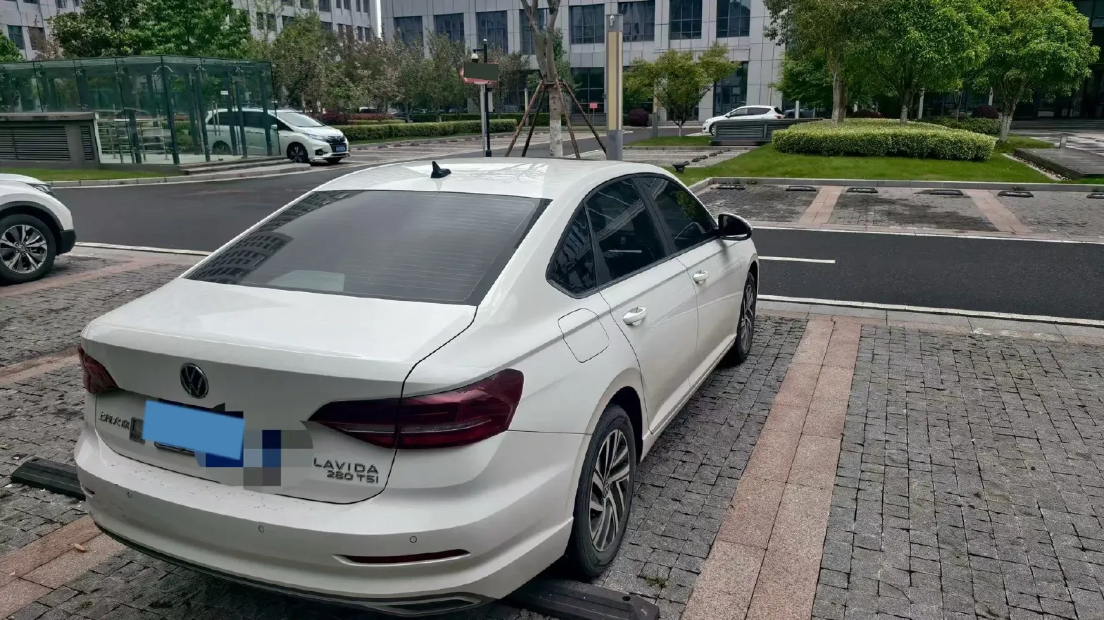 2022 Volkswagen Sagitar 1.2T 116HP L4 7DCT,autocango,china used car exporter,china ev exporter,chinese used car exporter,chinese used ev exporter