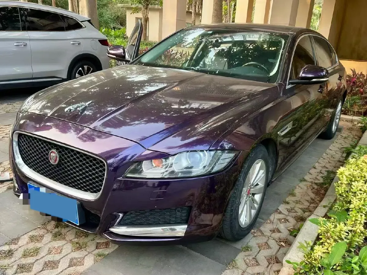 2019 HongQi HS7 3.0T 337HP V6 8AT,autocango,china used car exporter,china ev exporter,chinese used car exporter,chinese used ev exporter