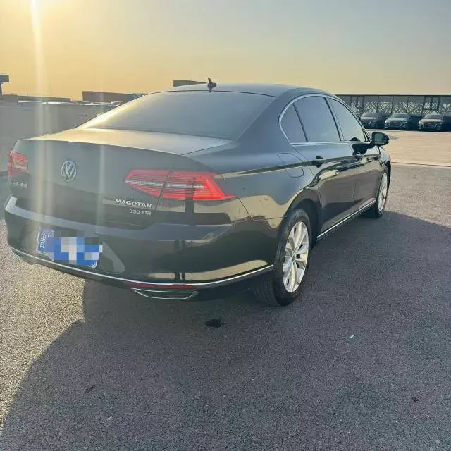 2019 Volkswagen Magotan 2.0T 186HP L4 7DCT,autocango,china used car exporter,china ev exporter,chinese used car exporter,chinese used ev exporter