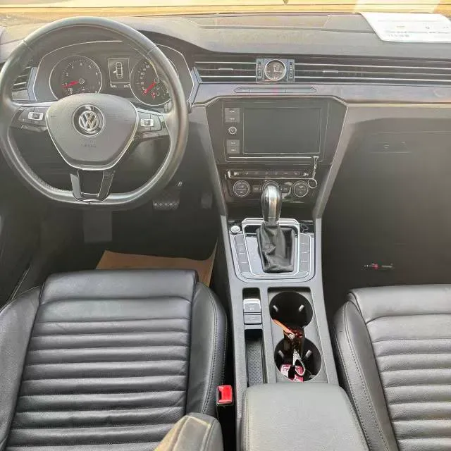 2019 Volkswagen Magotan 2.0T 186HP L4 7DCT,autocango,china used car exporter,china ev exporter,chinese used car exporter,chinese used ev exporter