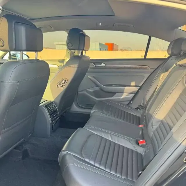 2019 Volkswagen Magotan 2.0T 186HP L4 7DCT,autocango,china used car exporter,china ev exporter,chinese used car exporter,chinese used ev exporter