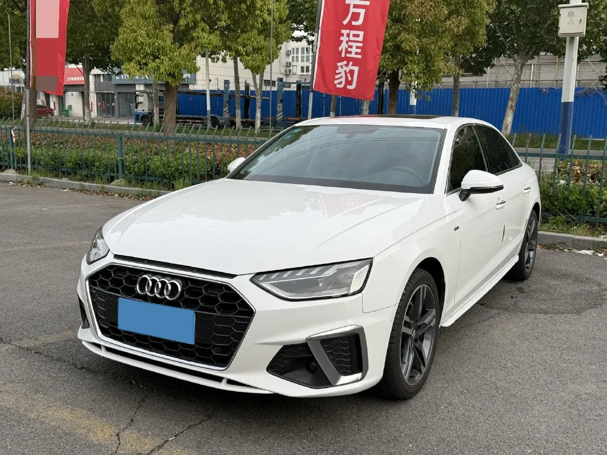 2020 Audi A4L 2.0T 190HP L4 7DCT,autocango,china used car exporter,china ev exporter,chinese used car exporter,chinese used ev exporter